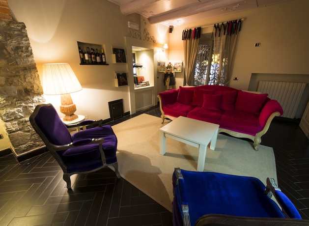 Imagen de los interiores del Borgo San Faustino Country Relais and Spa. Foto 10