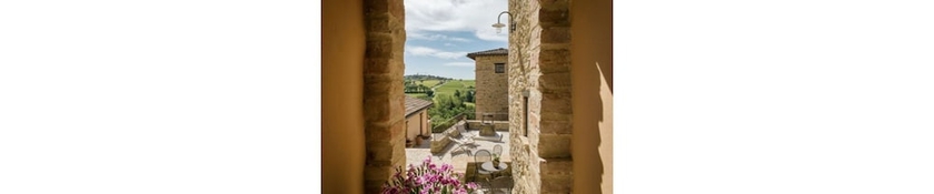 Imagen de los interiores del Borgo Sant\'Apollinare. Foto 16