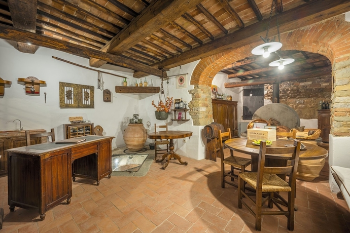 Imagen de los interiores del Borgo Savignola. Foto 16