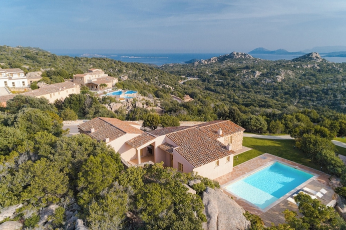 Imagen de la habitación del Borgo Smeraldo ResortandVillas. Foto 3