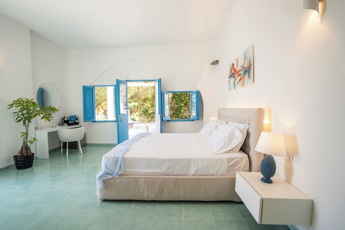 Imagen de la habitación del Borgo del Cannitello Romantic Resort. Foto 5