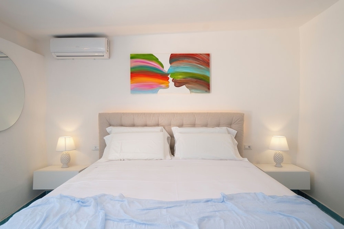 Imagen de la habitación del Borgo del Cannitello Romantic Resort. Foto 11