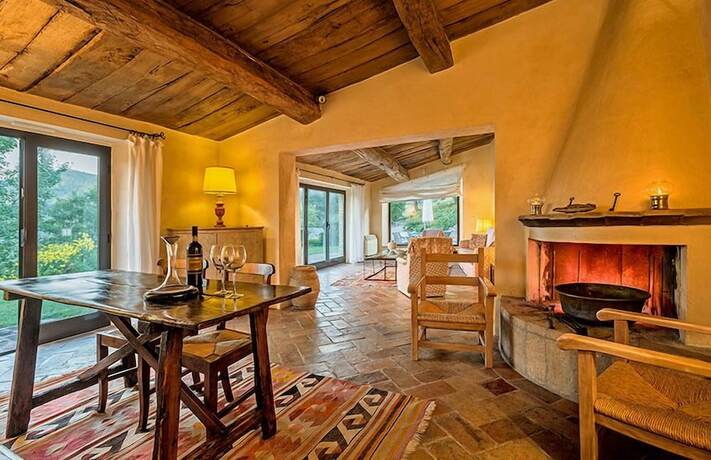 Imagen de la habitación del Borgo di Bastia Creti. Foto 16