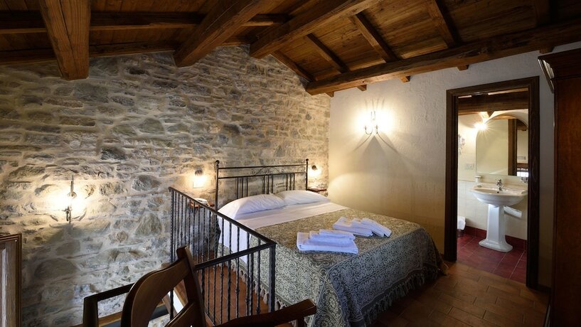 Imagen general del Borgotufi Albergo Diffuso, Castel del Giudice. Foto 7