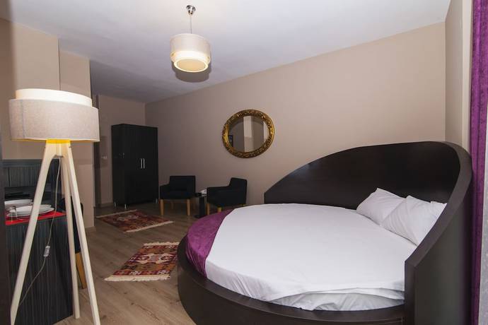 Imagen de la habitación del Bossuite Hotel Maltepe. Foto 6