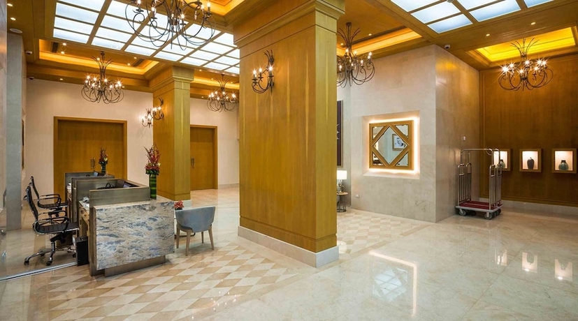 Imagen de los interiores del Boudl AlOlaya. Foto 16