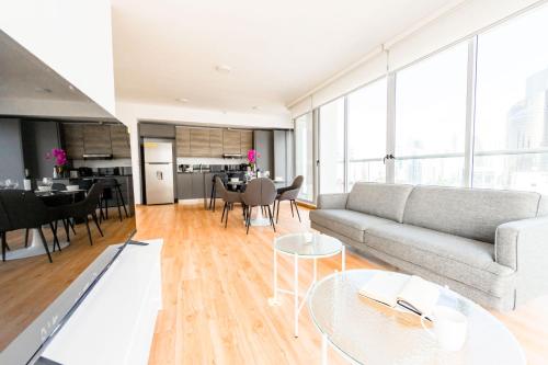 Imagen de la habitación del Boutique Apartments Panam&aacute; Marbella. Foto 18