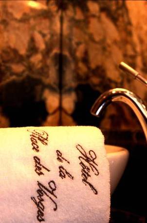 Imagen de la habitación del Boutique Hôtel De La Place Des Vosges. Foto 6