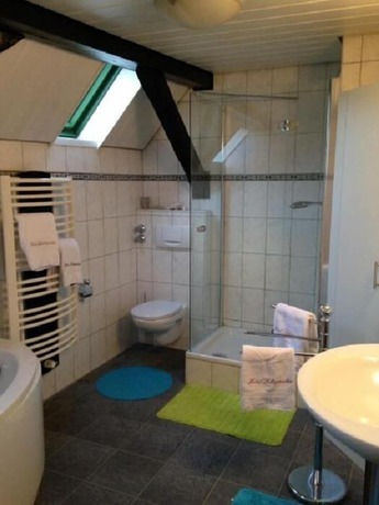 Imagen de la habitación del Boutique-Hotel Lohspeicher. Foto 17