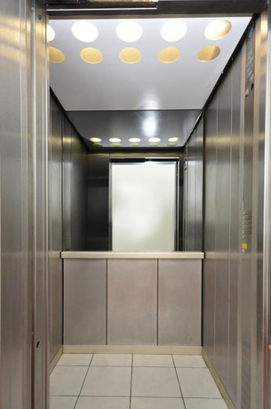 Imagen de los interiores del Bova Hotel Frankfurt. Foto 18