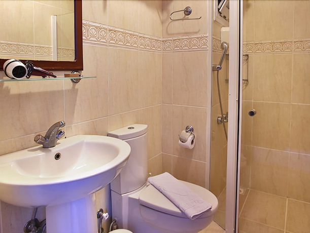 Imagen de la habitación del Bozcaada Fahri Hotel. Foto 11