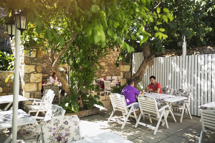 Imagen de los interiores del Bozcaada Fahri Hotel. Foto 16