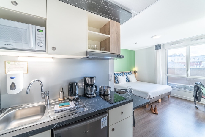 Imagen de la habitación del Break and Home Clermont-Ferrand. Foto 6