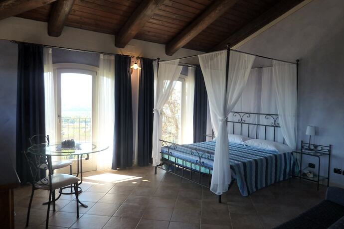 Imagen de la habitación del Bricco Rosso. Foto 18