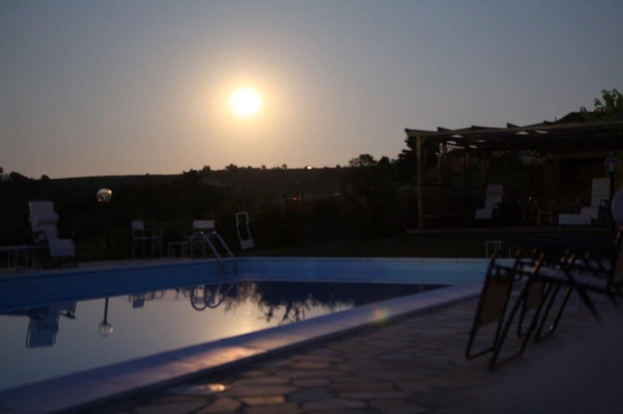 Imagen de la piscina del Bricco San Giovanni. Foto 18