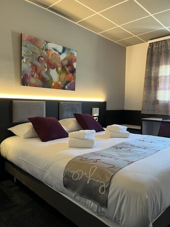 Imagen general del Brit Hotel Le Vesoul. Foto 7