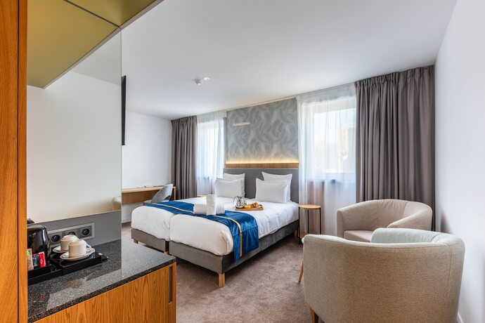 Imagen de la habitación del Brit Hotel Privil&egrave;ge Paris - Rosny. Foto 14