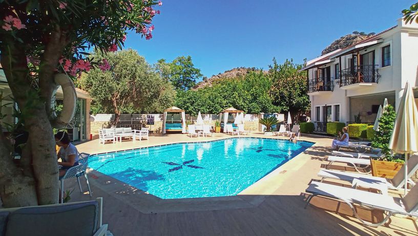 Imagen de la piscina del Bronze Hotel, FETHIYE. Foto 17