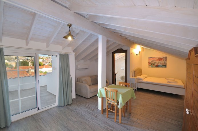 Imagen de la habitación del Brothers Cesme Hotel. Foto 10