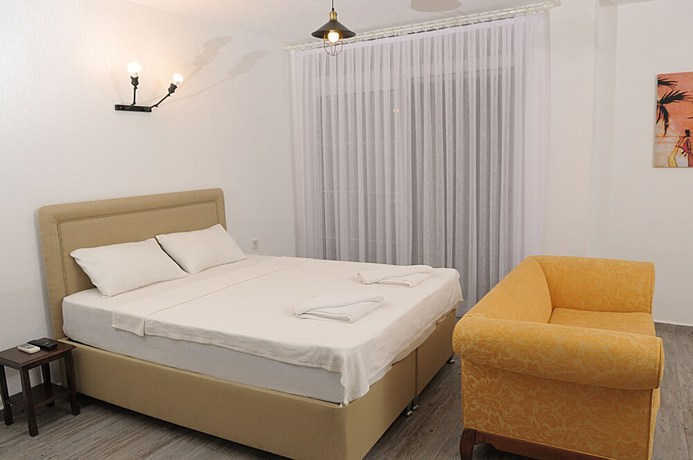 Imagen de la habitación del Brothers Cesme Hotel. Foto 18
