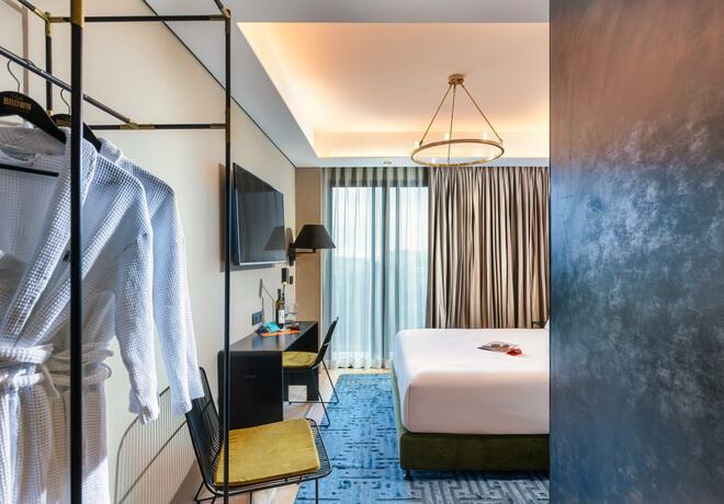 Imagen general del Brown JLM. Foto 5