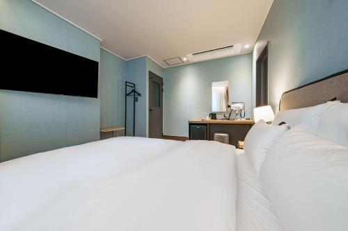 Imagen de la habitación del Browndot Samcheonpo. Foto 12