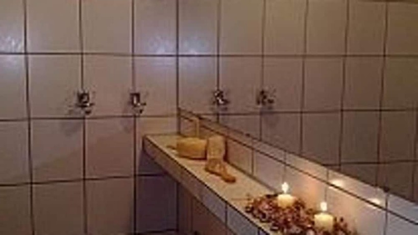 Imagen de la habitación del Brunnen Hotel. Foto 5