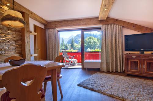 Imagen de la habitación del Brunnenhof Oberstdorf - Ferienwohnungen Mit Hotel. Foto 11