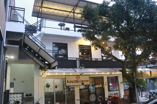 Imagen general del Bu Sepuh GuestHouse. Foto 14