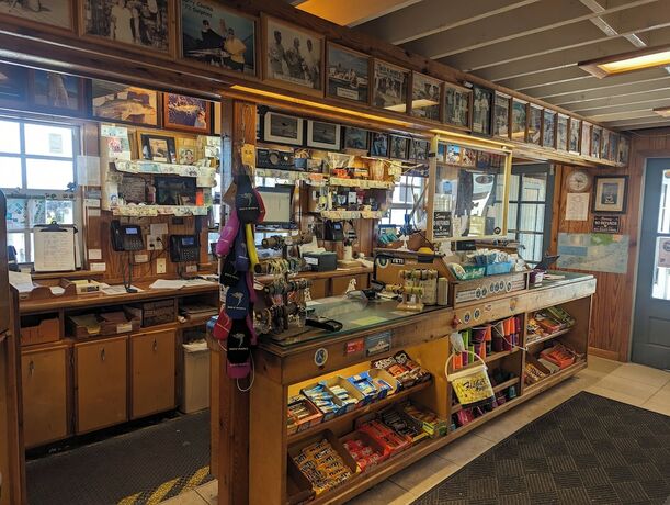 Imagen general del Bud N\' Mary\'s Fishing Marina. Foto 1