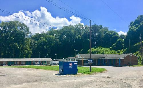 Imagen general del Budget Inn. Foto 4