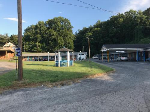 Imagen general del Budget Inn. Foto 5