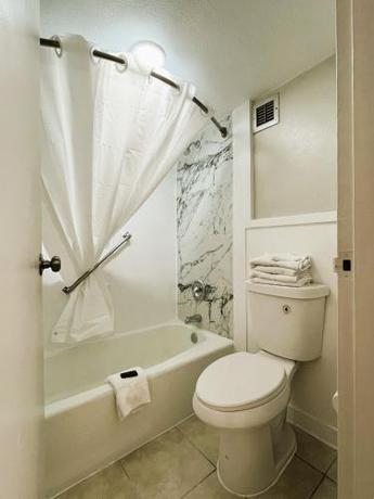 Imagen general del Budgetel Inn. Foto 12