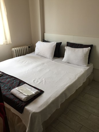 Imagen de la habitación del Bufes Hotel, Fatih. Foto 9