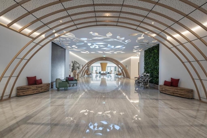 Imagen de los interiores del Buff Medical Resort. Foto 16