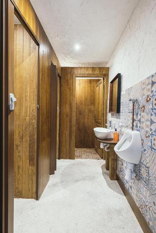 Imagen de los interiores del Buho House. Foto 10