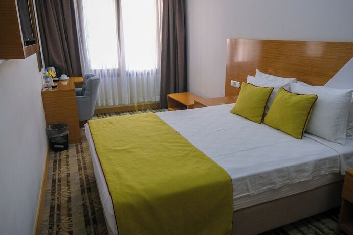Imagen de la habitación del Bulvar Hotel. Foto 18