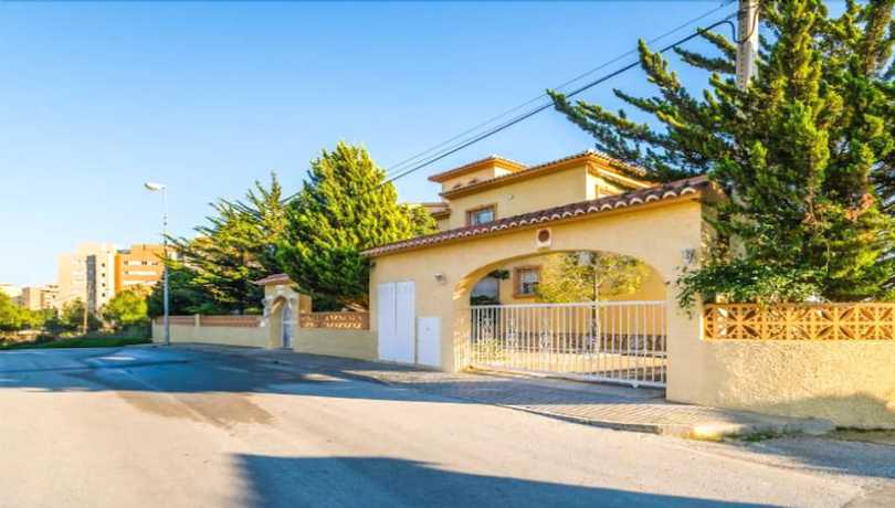 Imagen de los exteriores del Bungalows Canadá. Foto 16