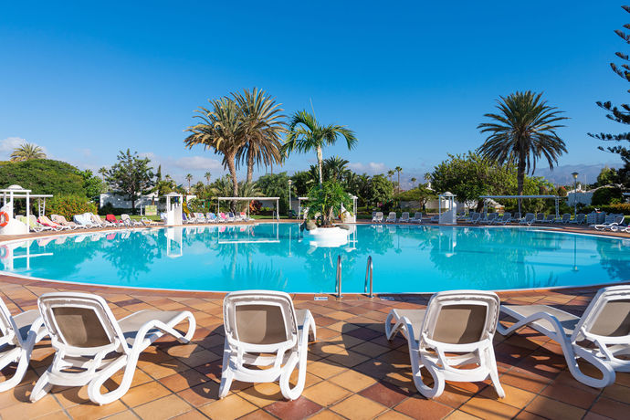 Imagen de la piscina del Bungalows Cordial Sandy Golf. Foto 12