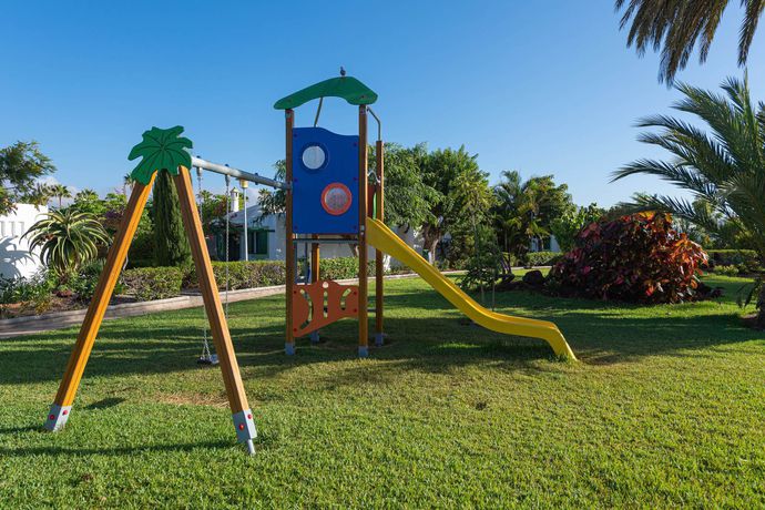 Imagen de los interiores del Bungalows Cordial Sandy Golf. Foto 11