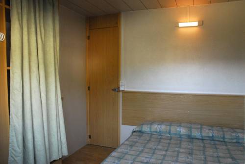 Imagen de la habitación del Bungalows Pirineus. Foto 7