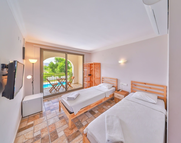 Imagen de la habitación del Burc Hotel. Foto 9