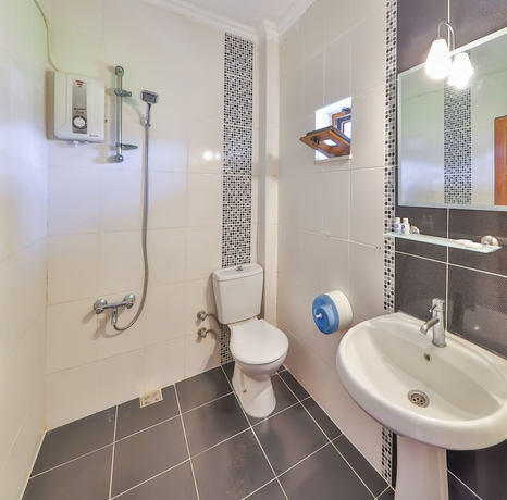 Imagen de la habitación del Burc Hotel. Foto 15