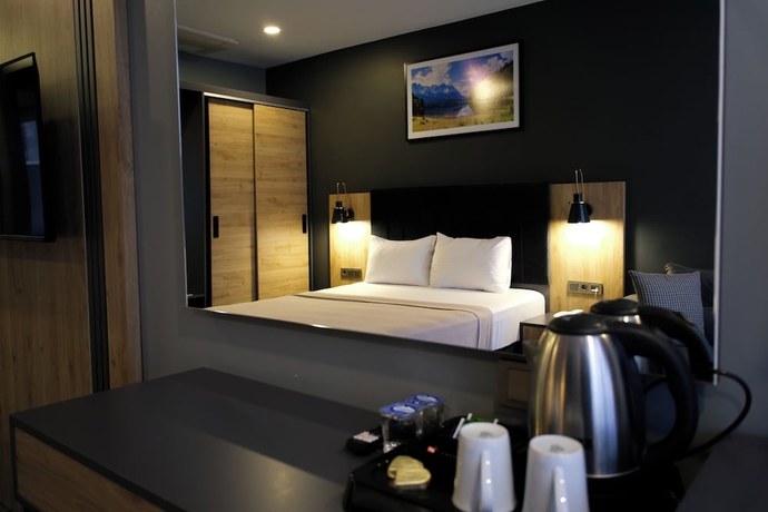 Imagen de la habitación del Bur&ccedil; Airport Hotel. Foto 10