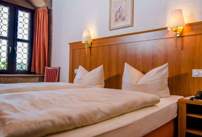Imagen de la habitación del Burg Hotel Colmberg. Foto 12