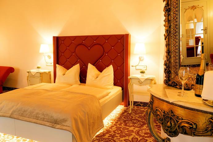 Imagen de la habitación del Burg Hotel Colmberg. Foto 13