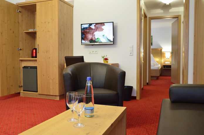 Imagen de la habitación del Burg Hotel, Feldberg en la Selva Negra. Foto 9