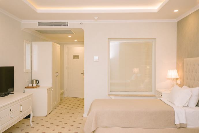 Imagen de la habitación del Burgaz Izer Hotel. Foto 14