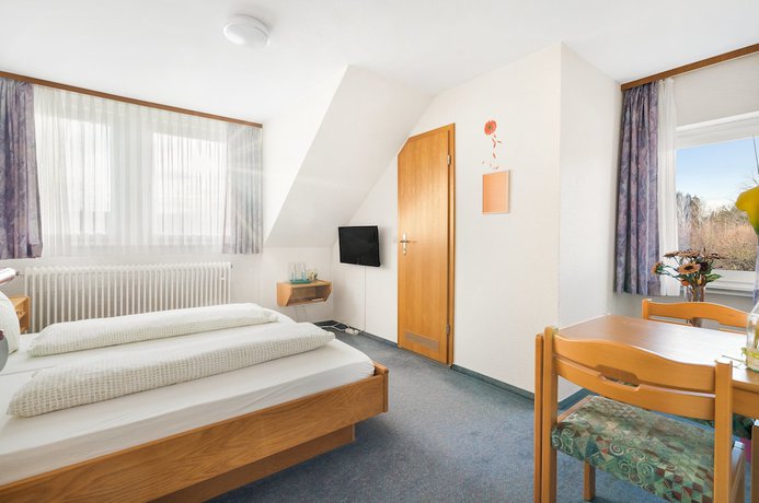 Imagen de la habitación del Burghof Hotel Garni. Foto 6