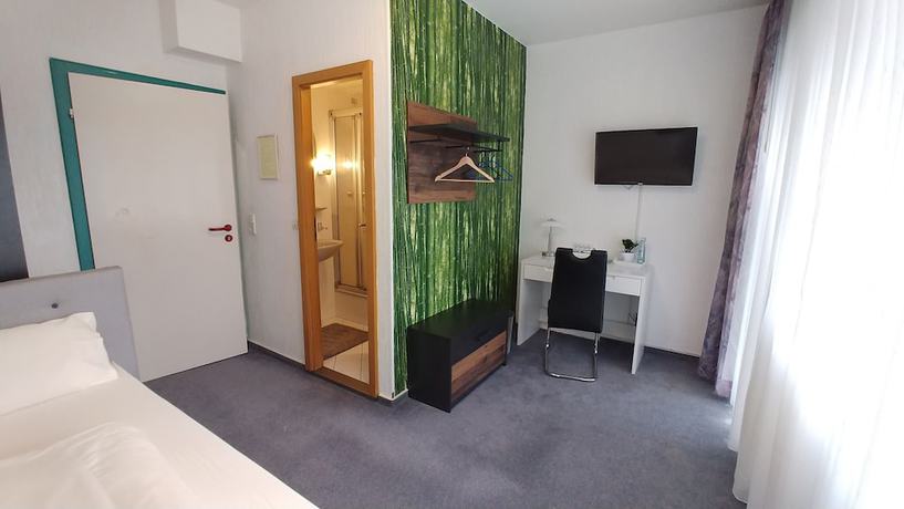 Imagen de la habitación del Burghof Hotel Garni. Foto 11